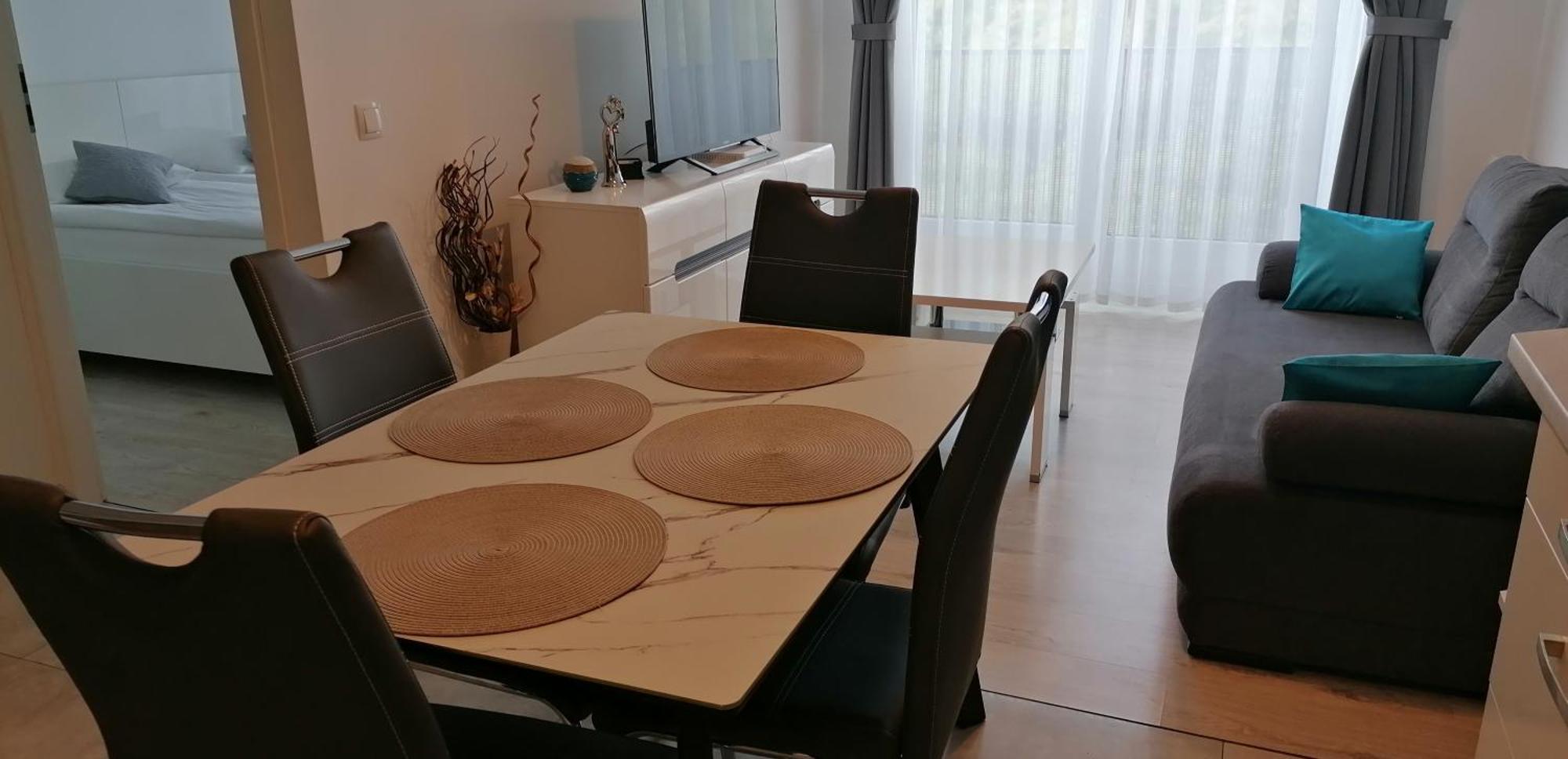 Apartamenty Mariela-Kolobrzeg Z Garazem Exterior photo