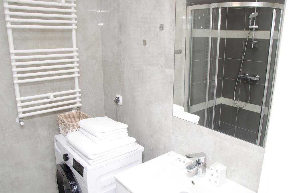 Apartamenty Mariela-Kolobrzeg Z Garazem Exterior photo